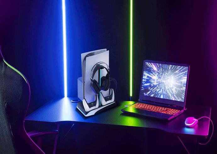 alt tag="Porodo Gaming and Toys Porodo Gaming Multi-Function PS5 and Headphone Cooling and Charging Hub RGB light Black and White"