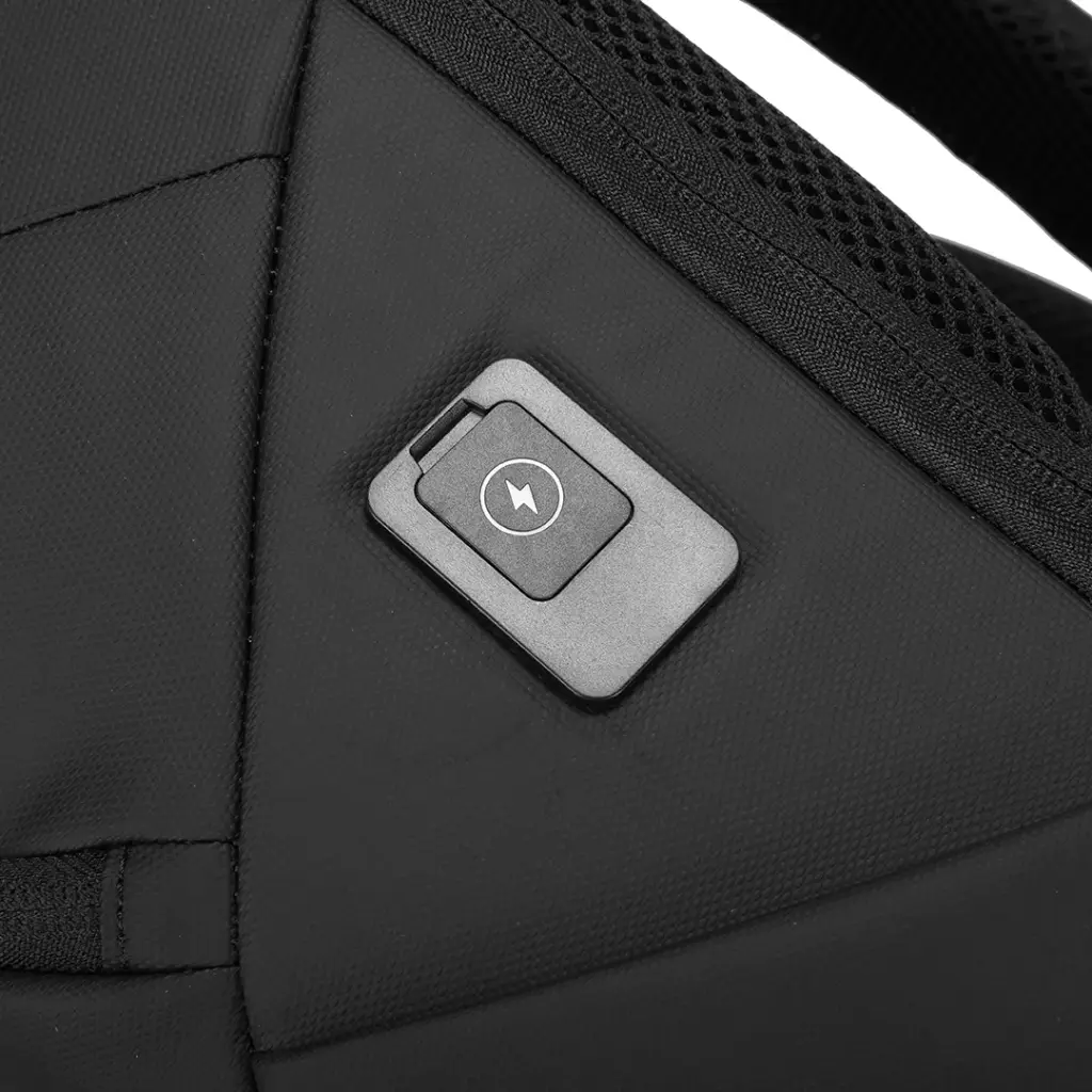 Porodo Lifestyle Water-Resistant PU Backpack - Black