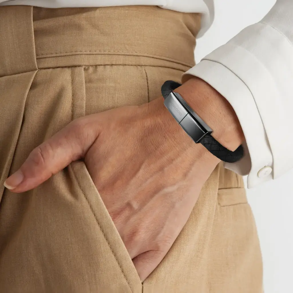 Porodo USB-C to Lightning Wristband Cable Magnetic Steel Clasp
