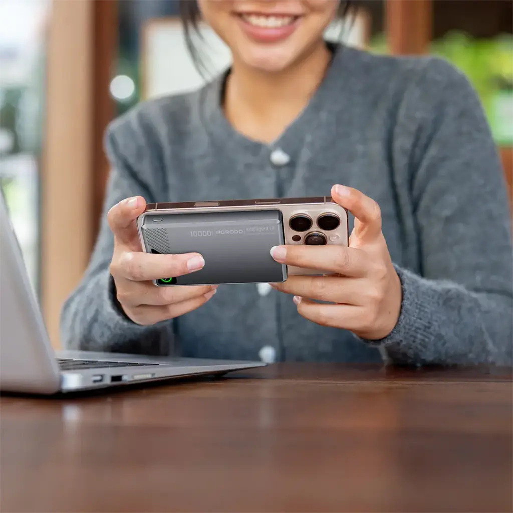 Porodo SlimMag 10000mAh Magnetic Power Bank - Gray4.webp