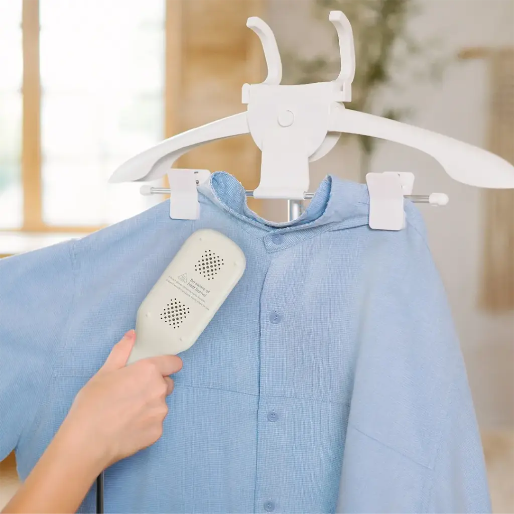 Porodo Lifestyle Handheld Mini Press Steam Iron - Beige4.webp