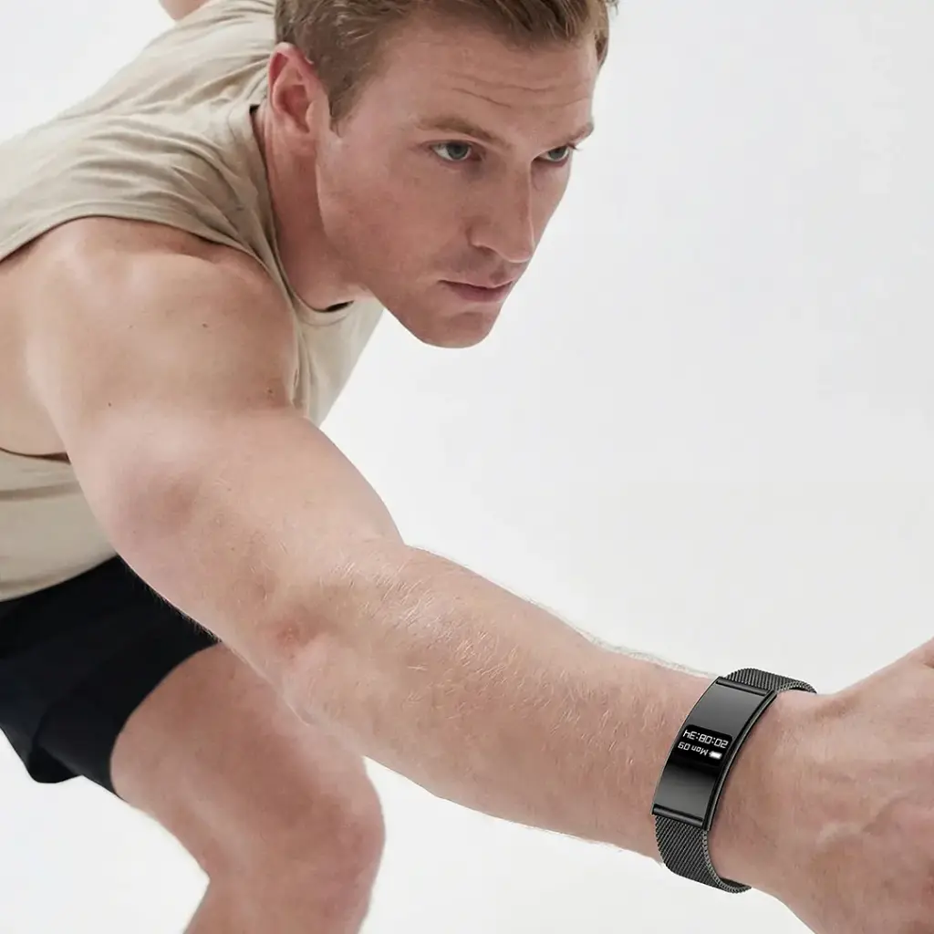 Porodo Trackfit Plus Smart Bracelet Fitness Tracker With Display App - Black2.webp