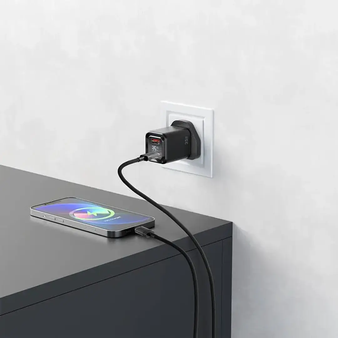 Porodo Dual-Port 35W GaN Fast Wall Charger with Digital Display and Cable - UK Plug